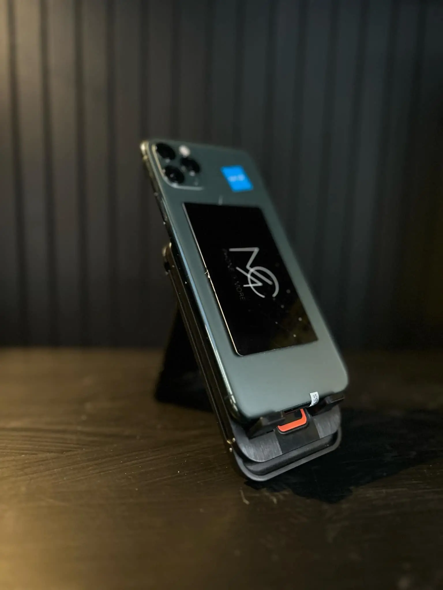  iPhone 11 Pro max 64GB comme neuf à Tunis - Photo 3