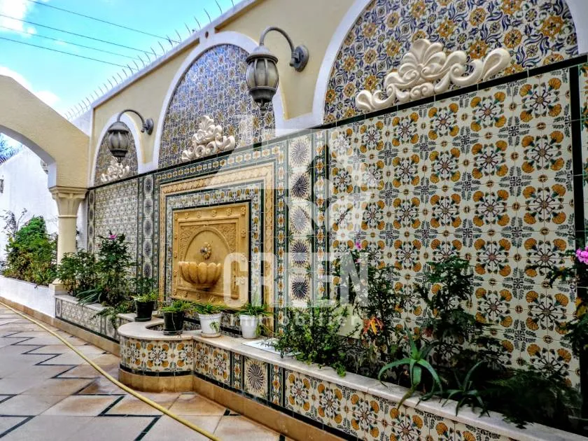  Un terrain à hammam el ghezaz 