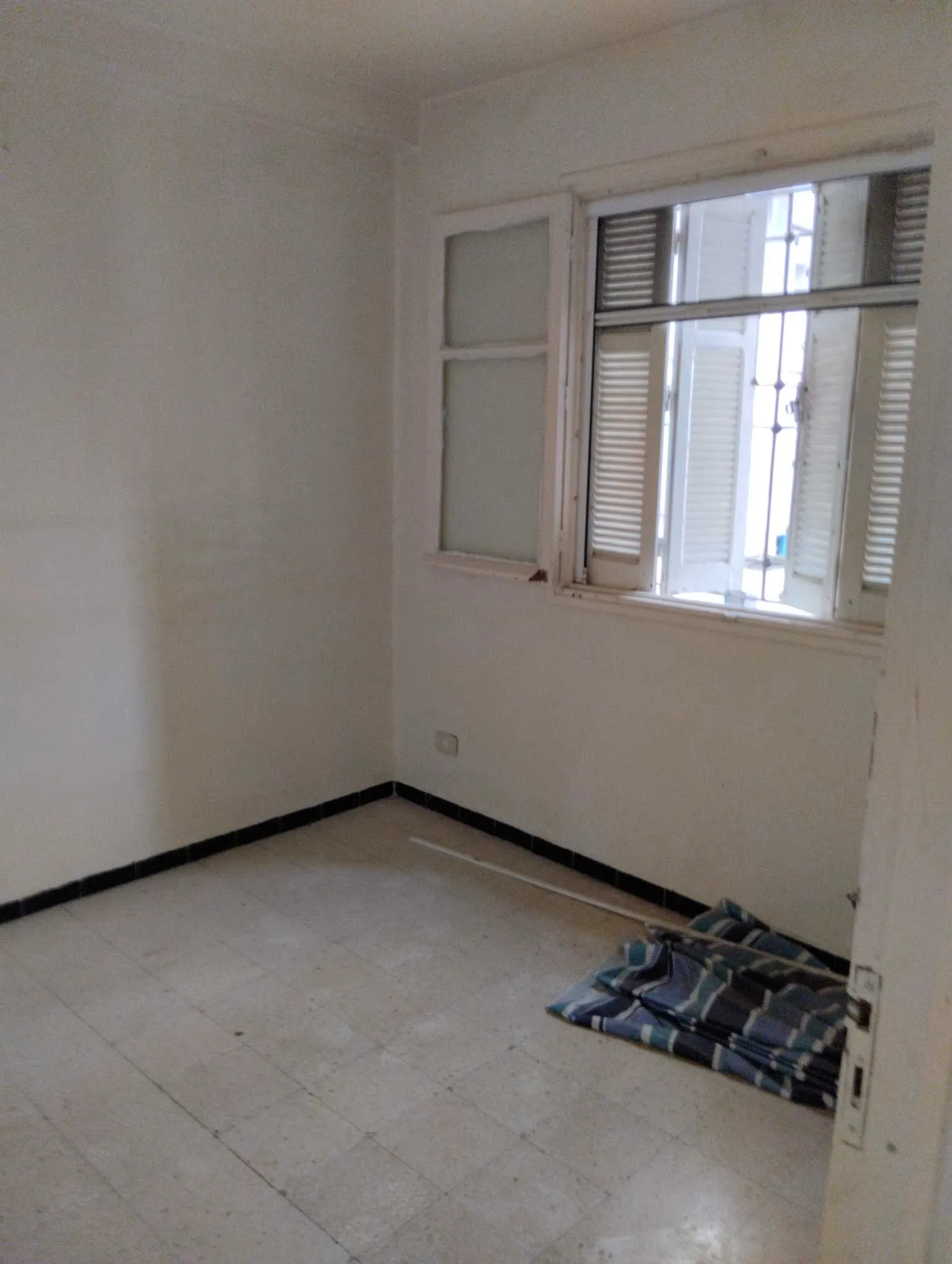  شقة للبيع à Tunis - Photo 2