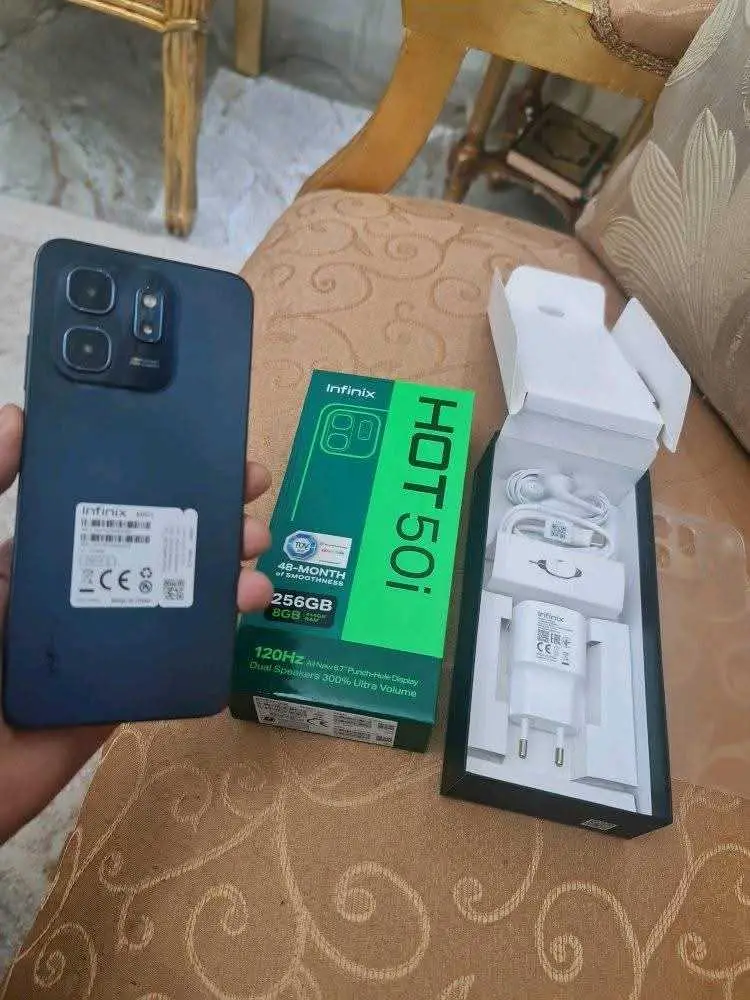  infinix hot 50i 4/256 à Manouba - Photo 3