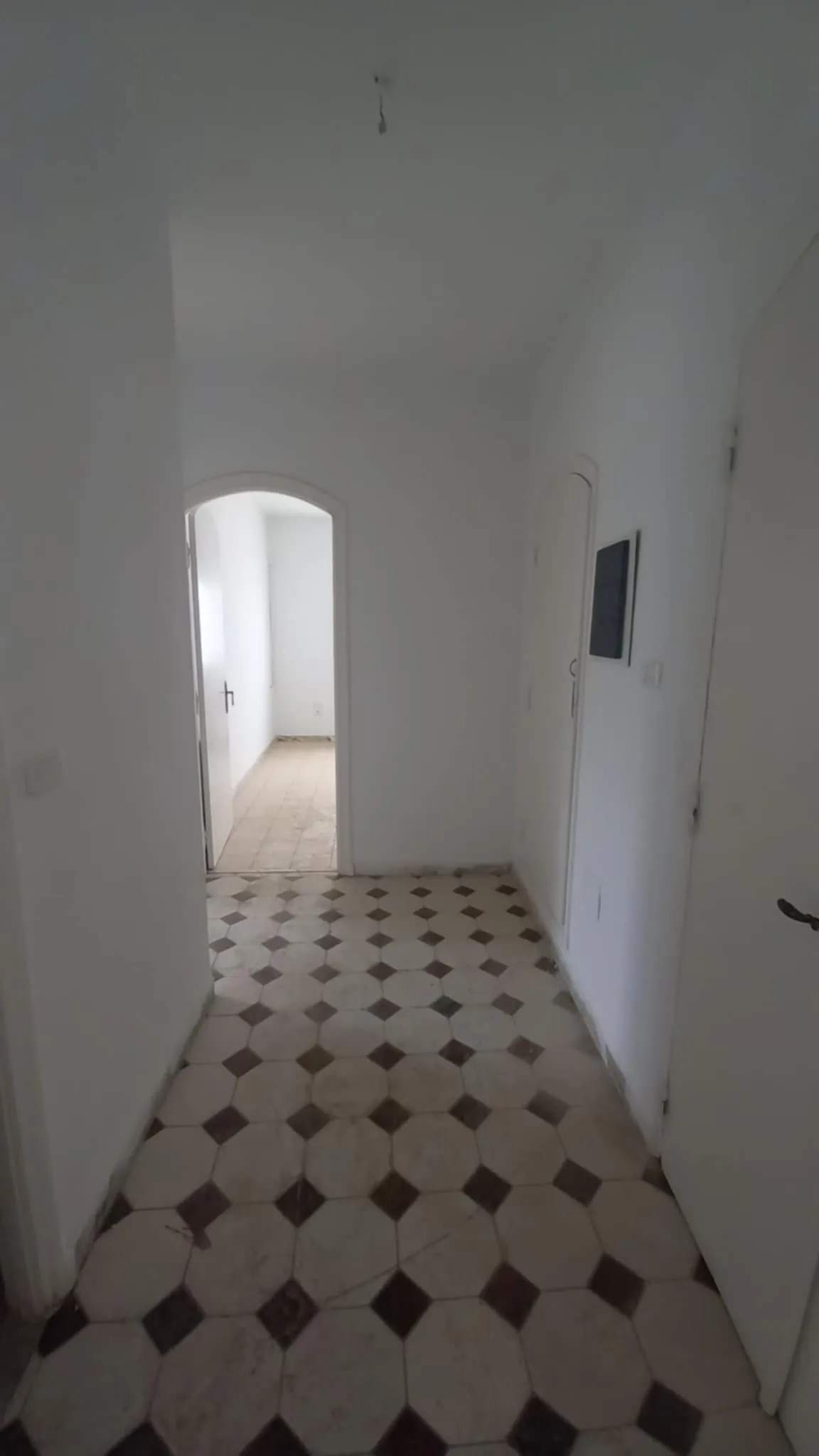  AV Grande villa menzeh 7 à Tunis - Photo 2