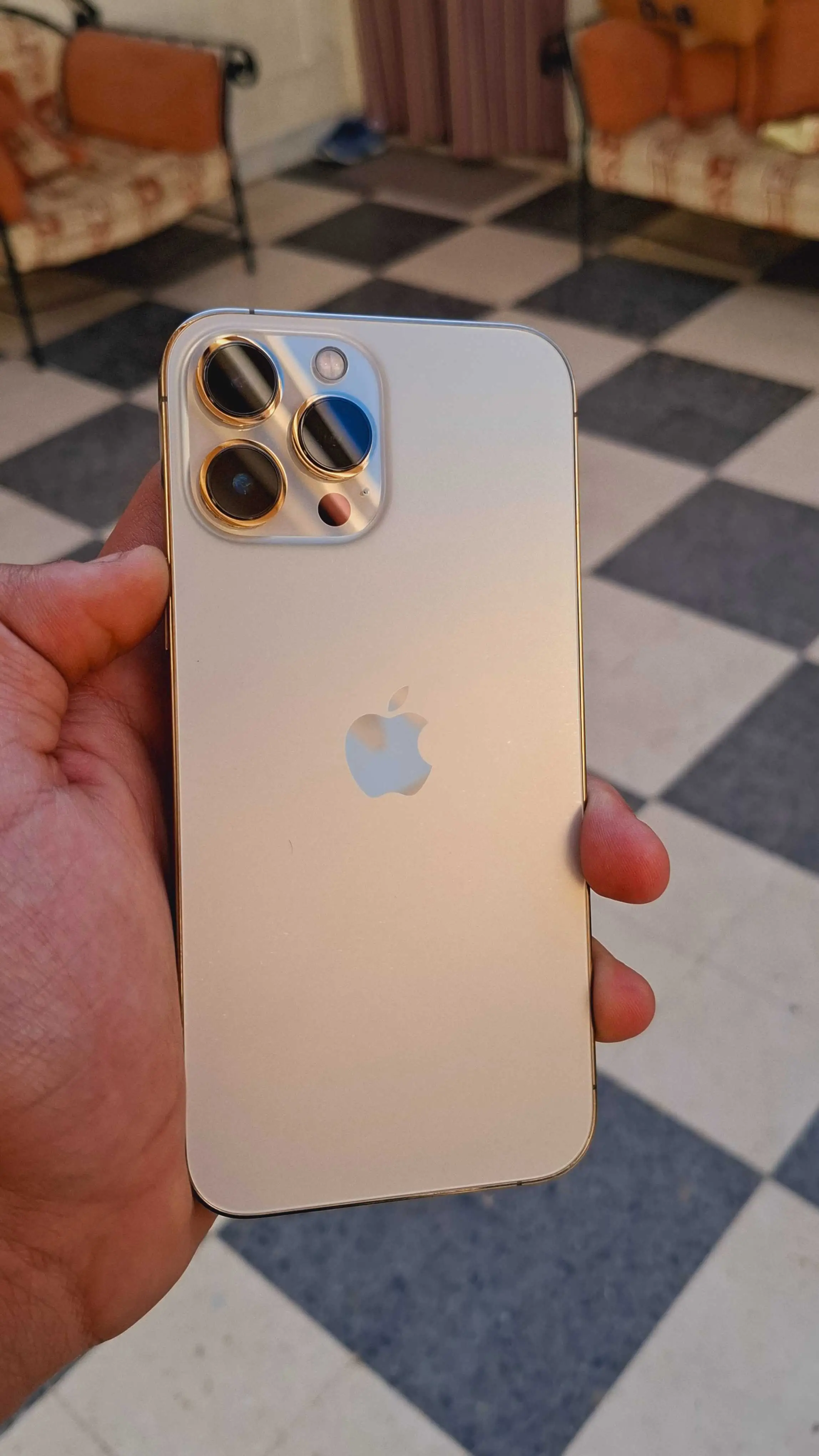  iphone 13 pro max gold ???? à sousse - Photo 2