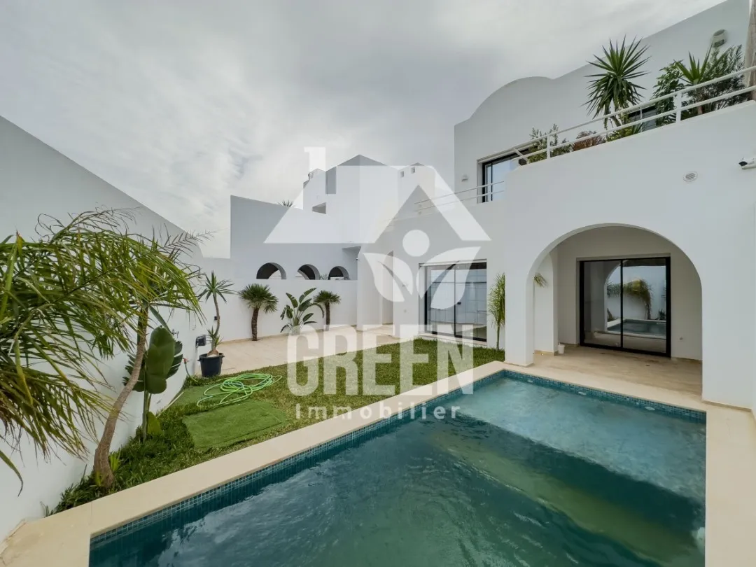  Terrain de 2377 m² a foukaia chott meriem 