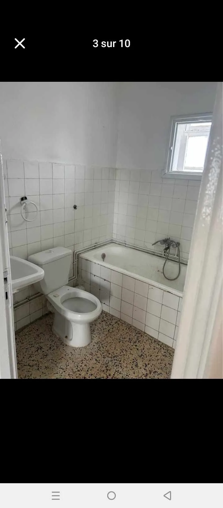  un appartement s+2 au 3éme étage(sans ascenseur)a louer situé a bardo cité errawdha en face station rfr à Tunis - Photo 3