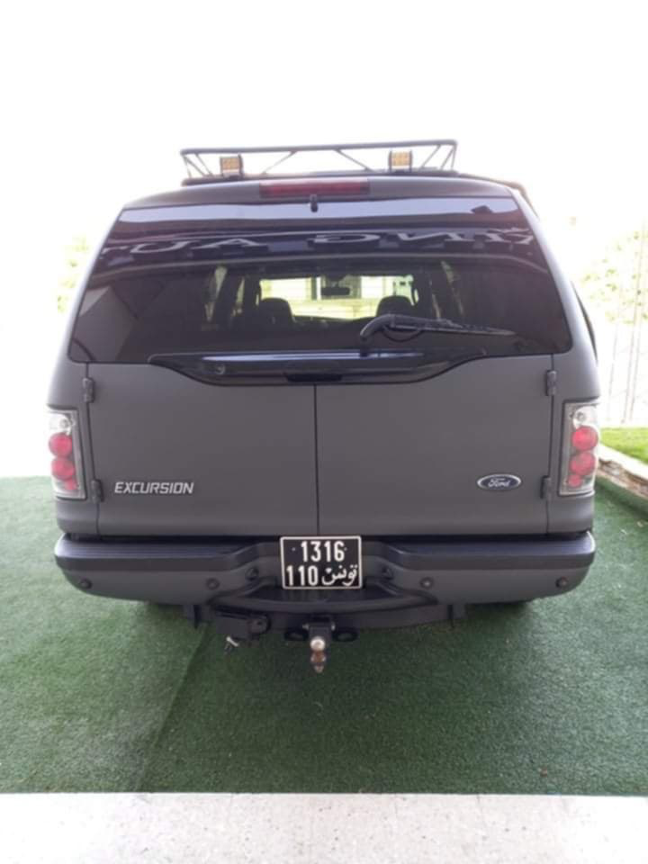  Ford excursion tres bon etat à Sfax - Photo 2