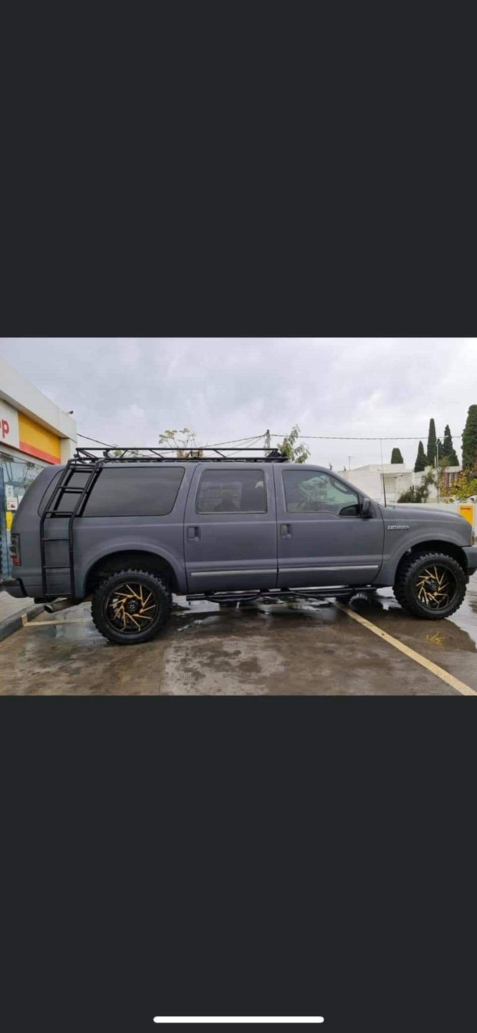  Ford excursion tres bon etat à Sfax - Photo 3