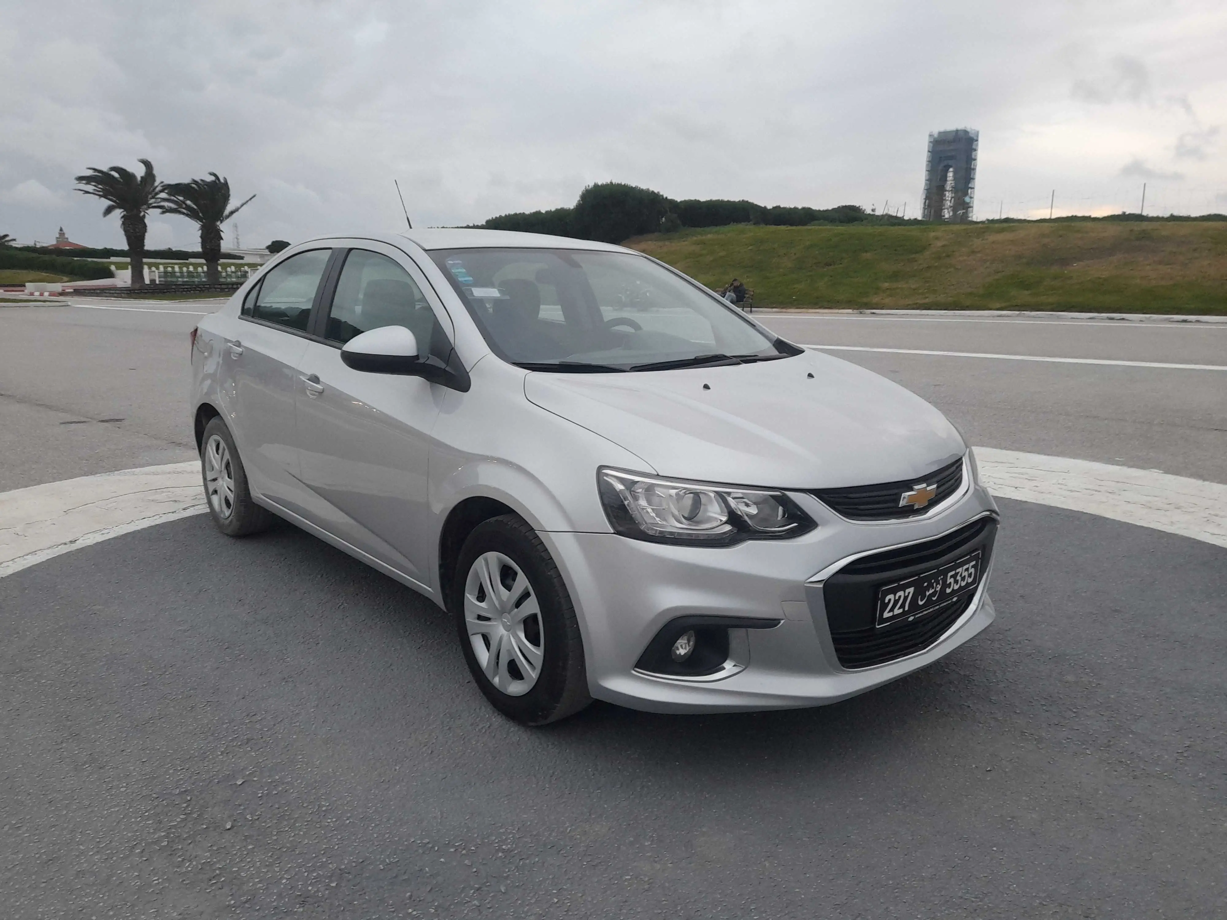  CHEVROLET SONIC PREMIÈRE MAIN EN EXCELLENT ÉTAT à Bizerte - Photo 2