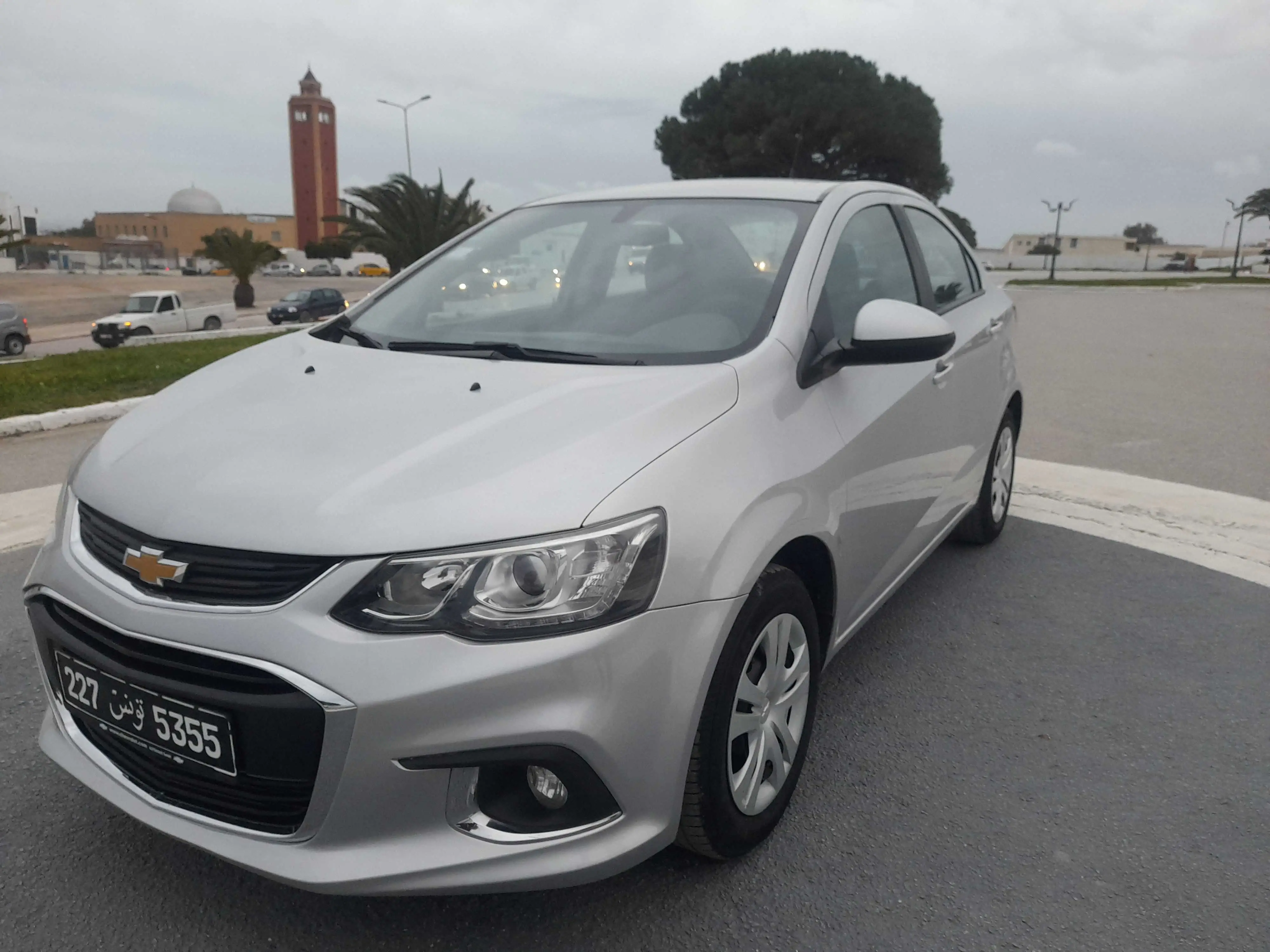  CHEVROLET SONIC PREMIÈRE MAIN EN EXCELLENT ÉTAT à Bizerte - Photo 3