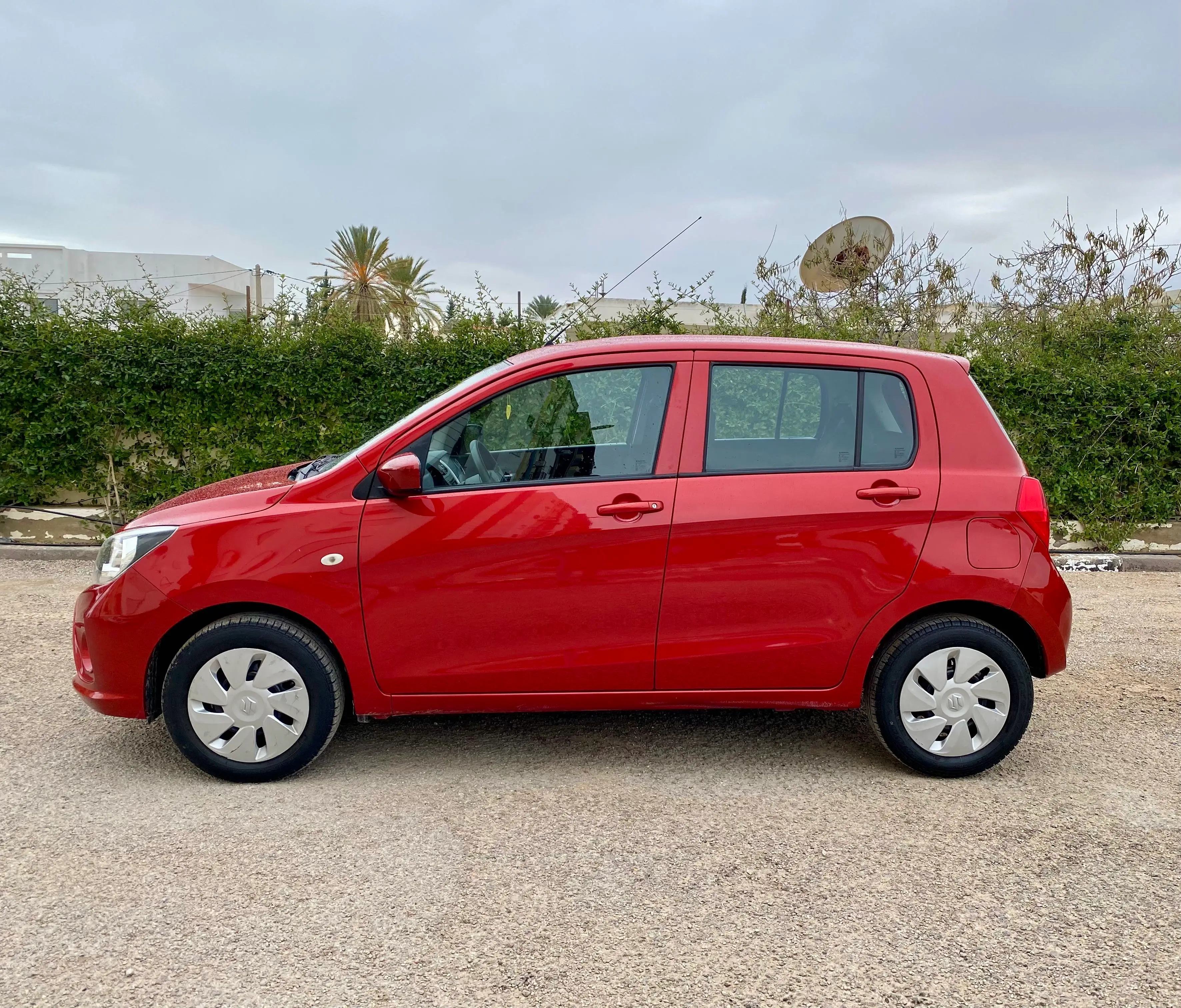 Suzuki celerio à Sfax - Photo 3
