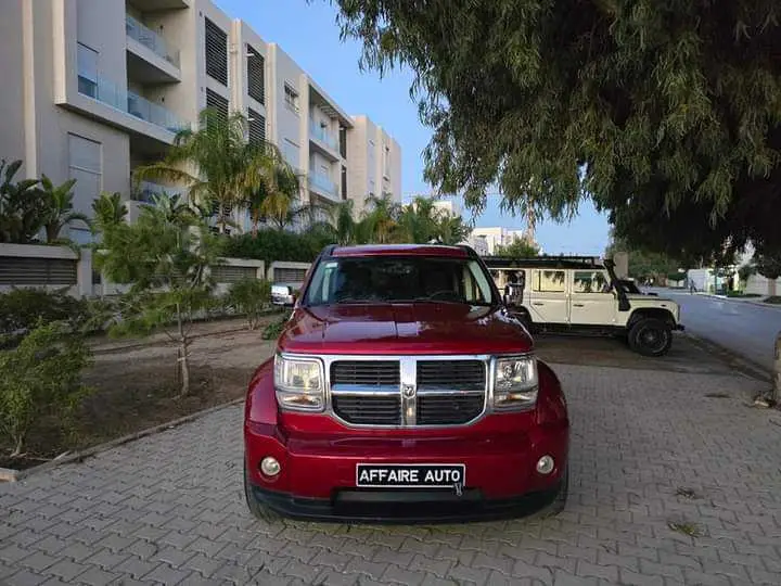  DODGE NITRO à Tunis - Photo 2