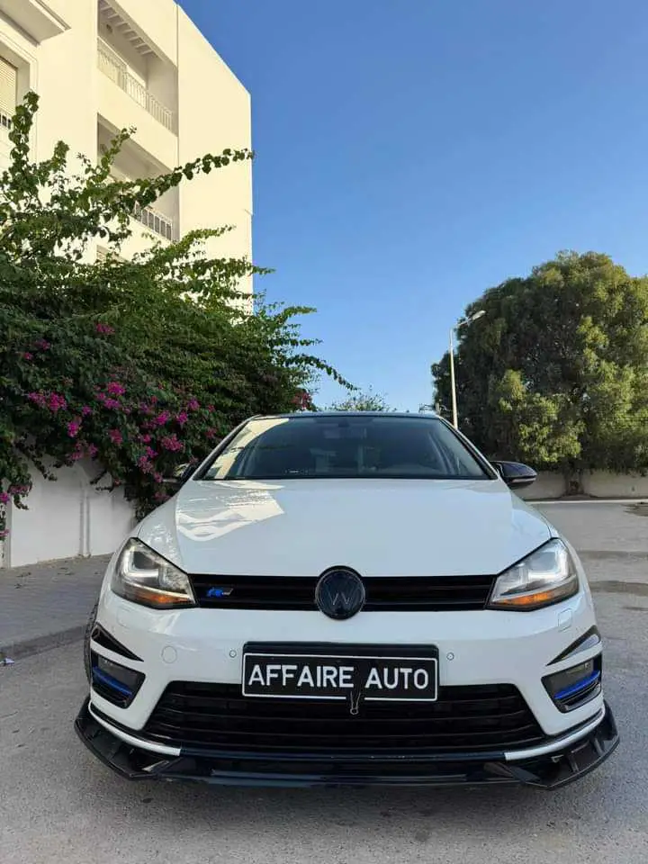  VOLKSWAGEN GOLF R-LINE à Tunis - Photo 2