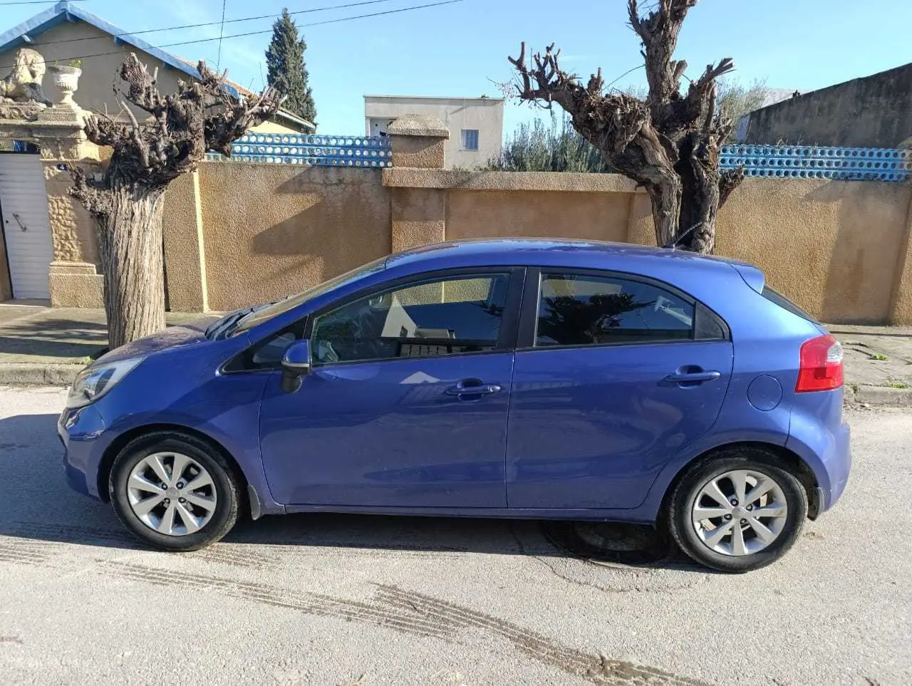  Kia Rio à vendre à Ben Arous - Photo 2