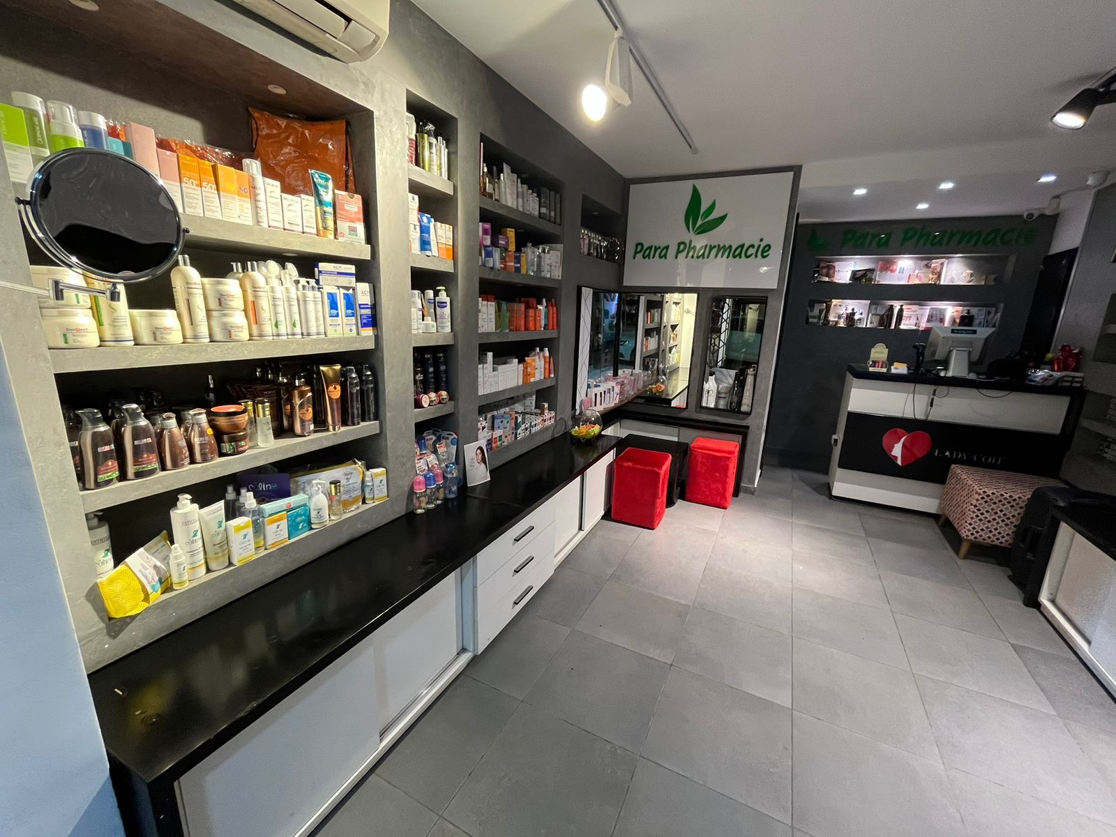 À vendre fonds de commerce d’une parapharmacie à Sfax à Sfax - Photo 2
