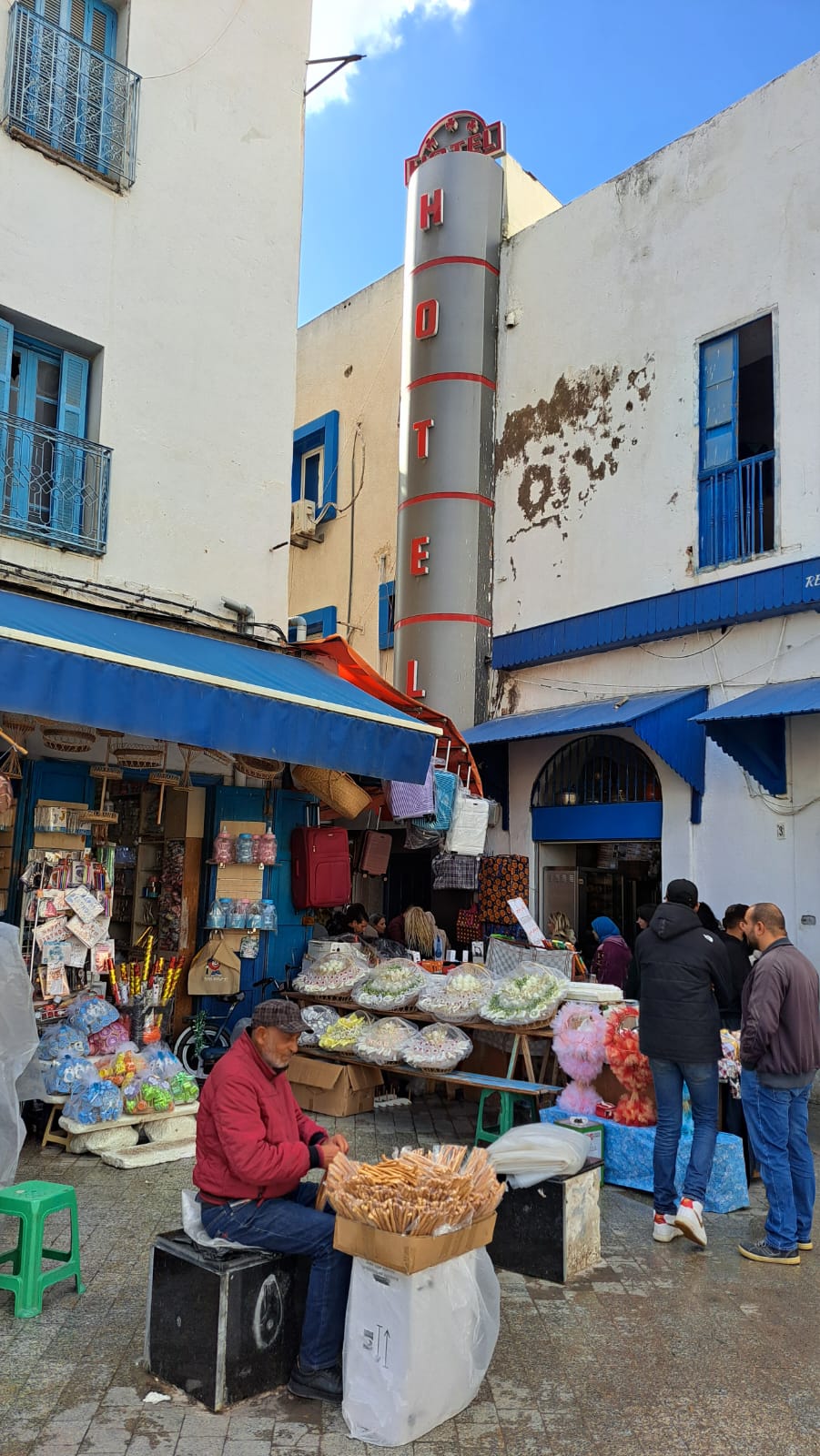  S1 meublé Ennasr2 pour étranger haut standing 