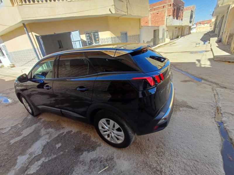 Peugeot 3008 Diesel 2018 à Mahdia - Photo 4