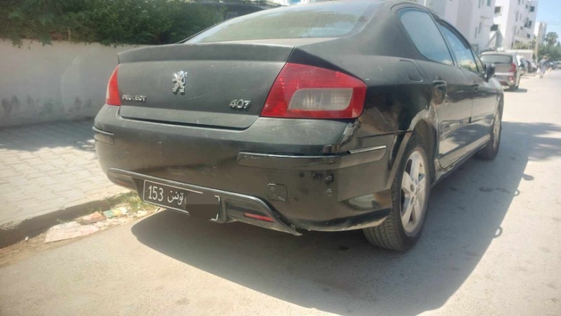 Peugeot 407 Diesel 2010 à Manouba - Photo 1