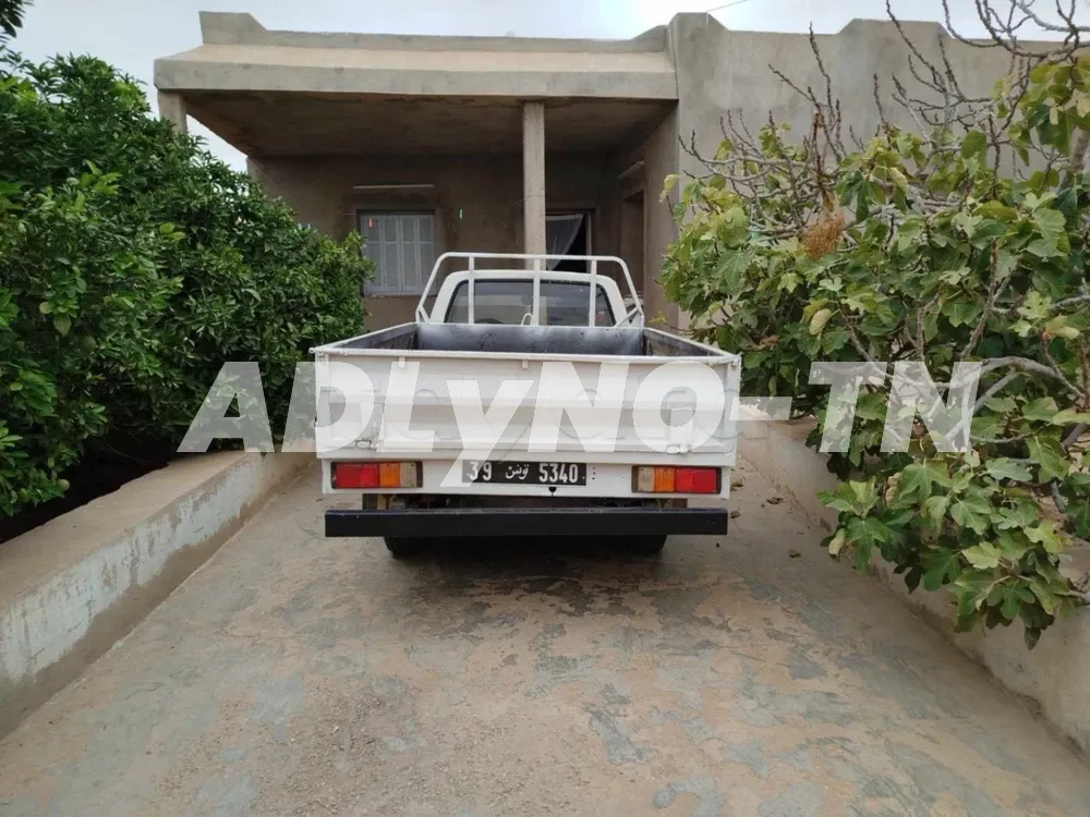 isuzu ancien à Sfax - Photo 2
