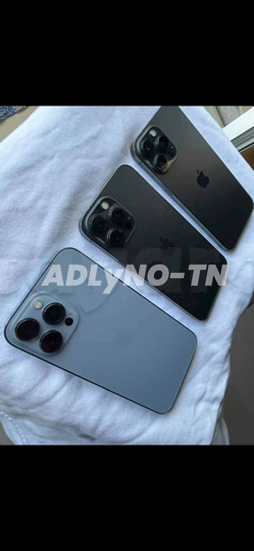 iPhone 13 Pro Max 128G blue état parfaite jamais réparé aucun défaut tt en marche batterie 84% avec son câble facture et garantie prix 2080d tel 20172643 à Tunis - Photo 2