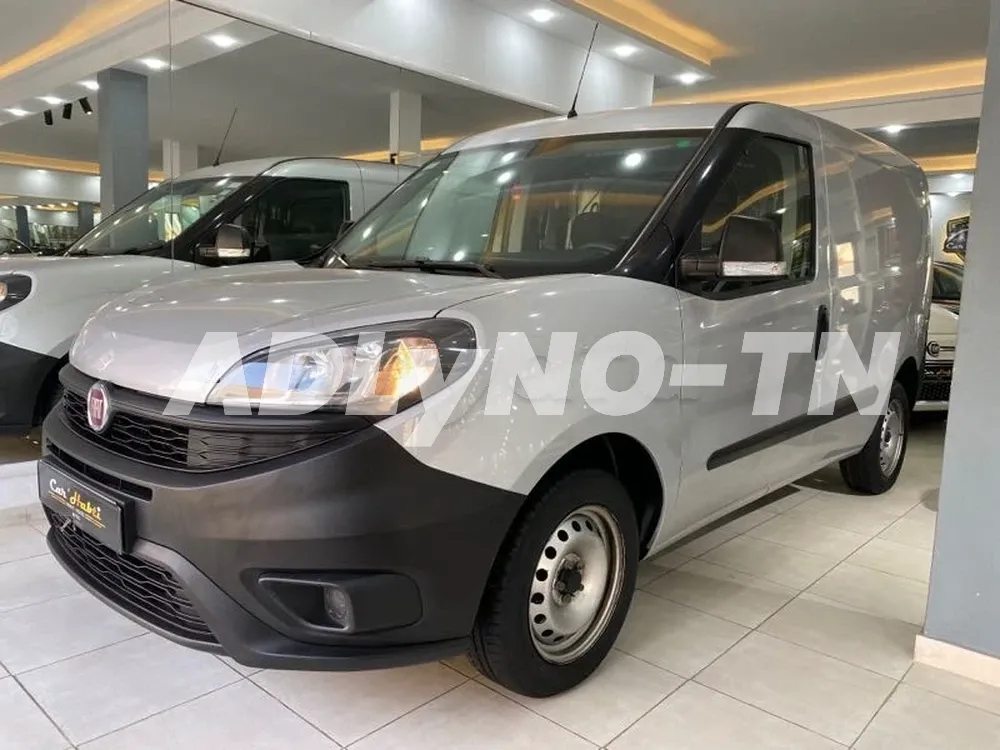 2021 FIAT DOBLO PREMIÈRE MAIN ? à Tunis - Photo 2