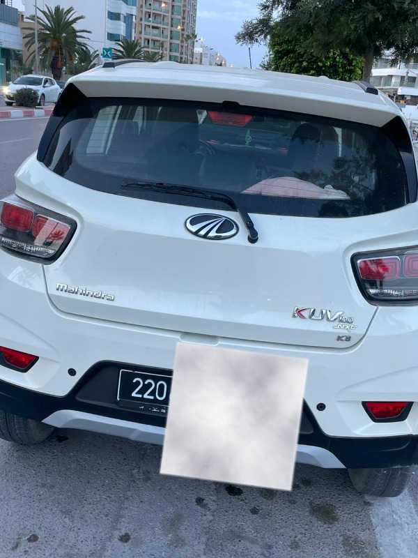Mahindra KUV 100 Essence 2021 à sousse - Photo 3