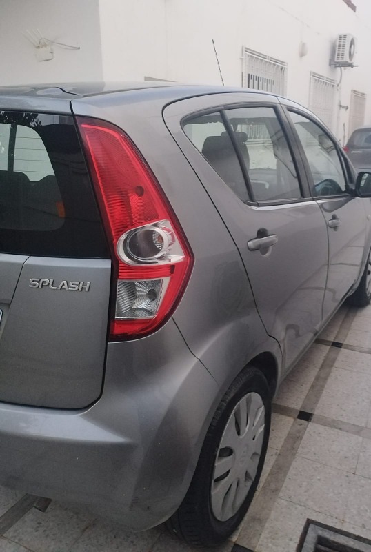 Suzuki Splash Essence 2012 à Nabeul - Photo 2
