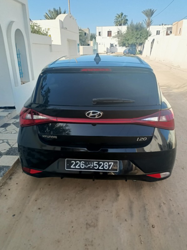 Hyundai I20 Essence 2021 à Medenine - Photo 3