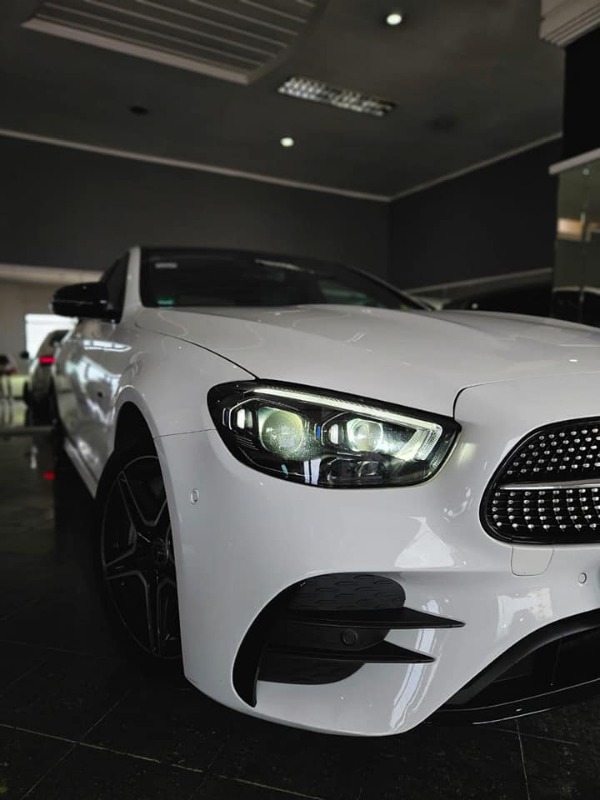 Mercedes Classe E Diesel 2021 à Monastir - Photo 1