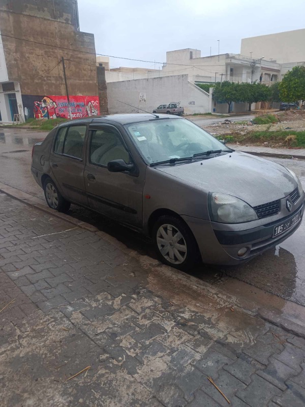 Renault Clio Essence 2005 à Nabeul - Photo 2