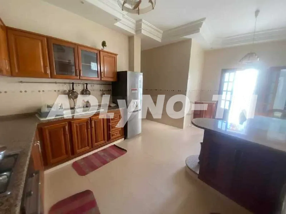 a louer rez-de-chaussée de villa s+4 meuble a France ville Omrane à Tunis - Photo 3
