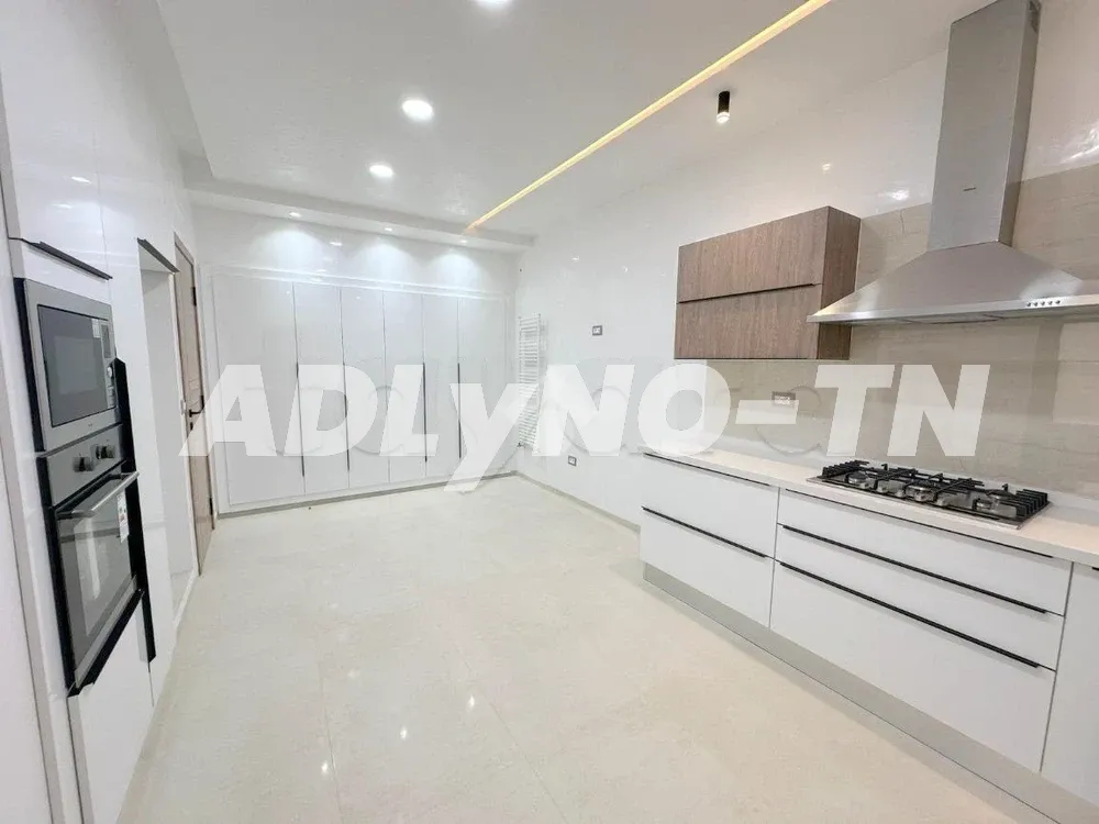 Villa jumelée en location à Ariana - Photo 2