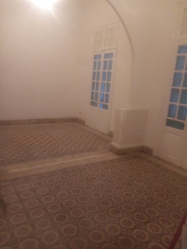    Appartement meublé a sol