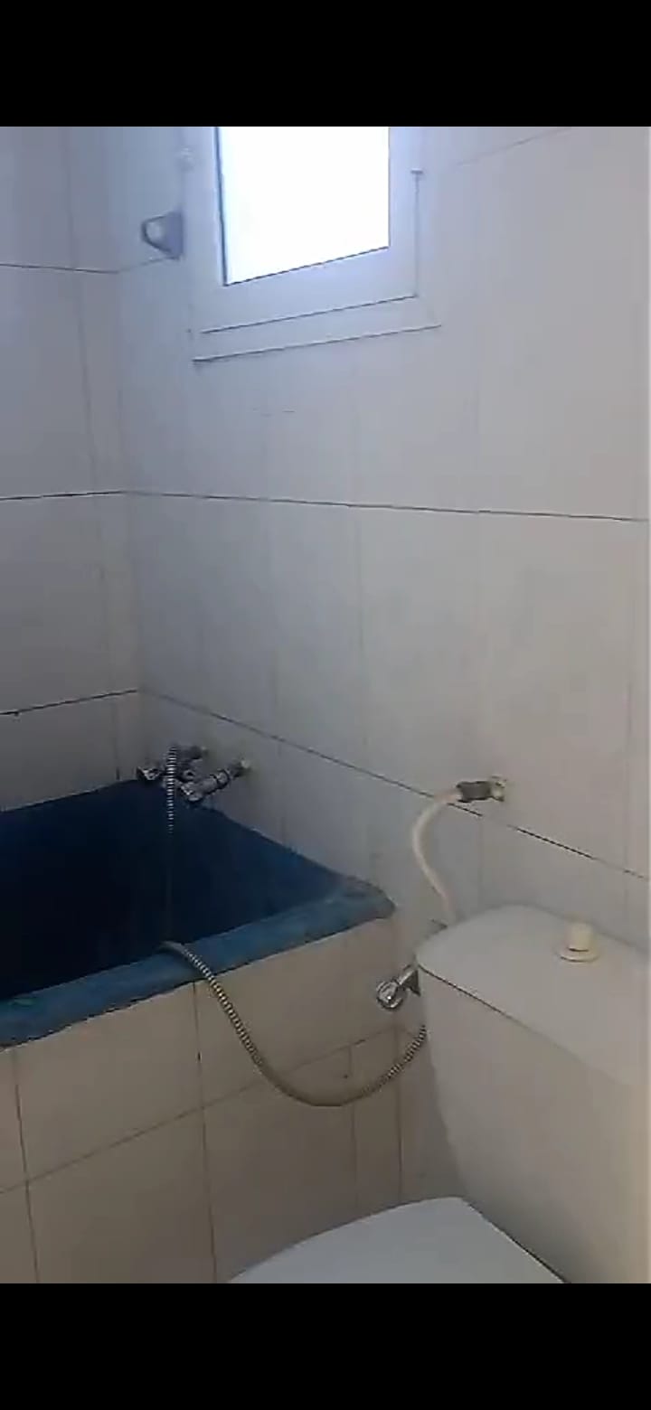    S0 propre avec chauffage à Tunis - Photo 4
