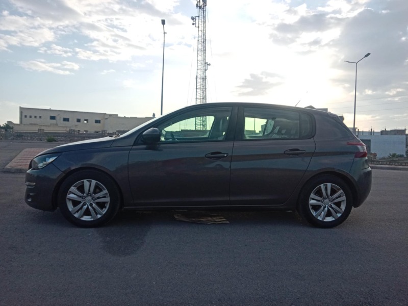 Peugeot 308 Essence 2015 à Ben Arous - Photo 3