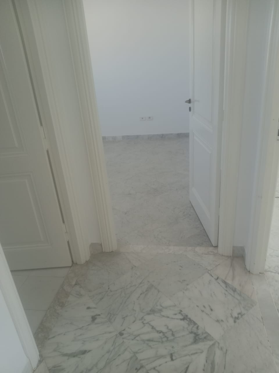     Un appartemnt à la m à Tunis - Photo 1