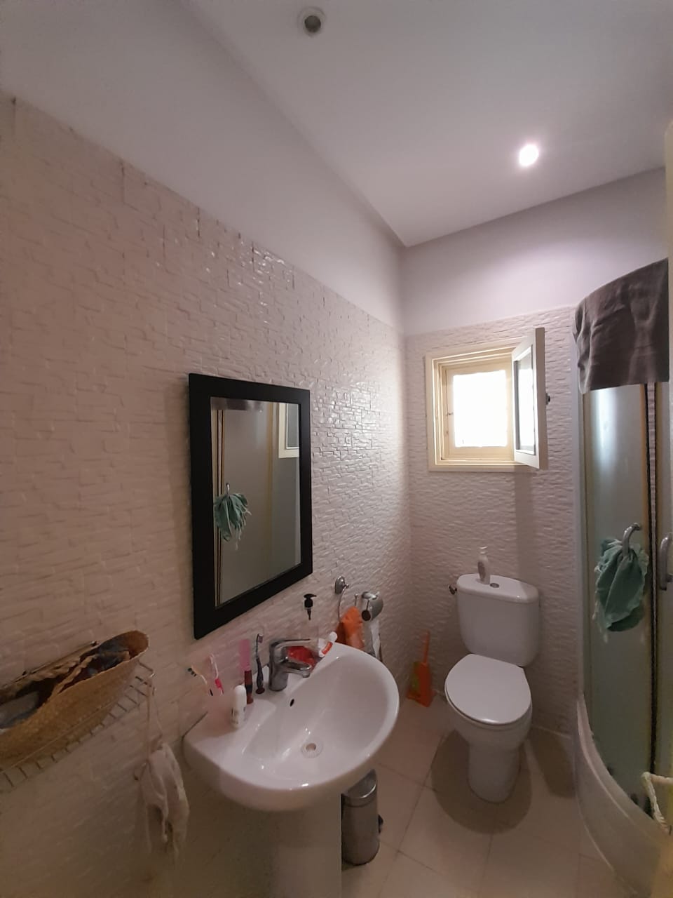     Trés belle villa à g à Tunis - Photo 3