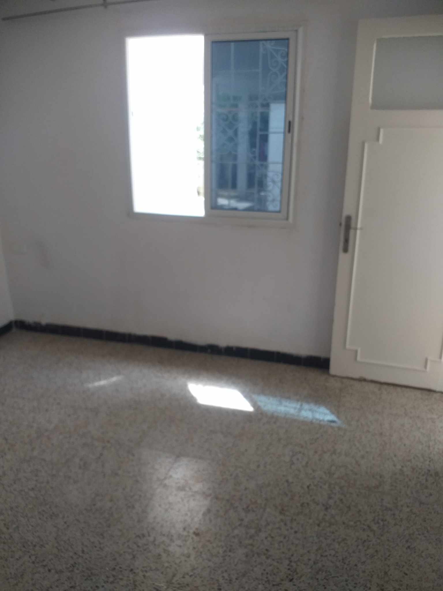    Studio s1 idéal pour fem à Tunis - Photo 2