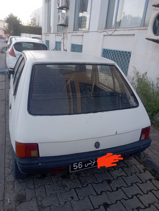 Peugeot 205 Essence 1989 à Tunis - Photo 1