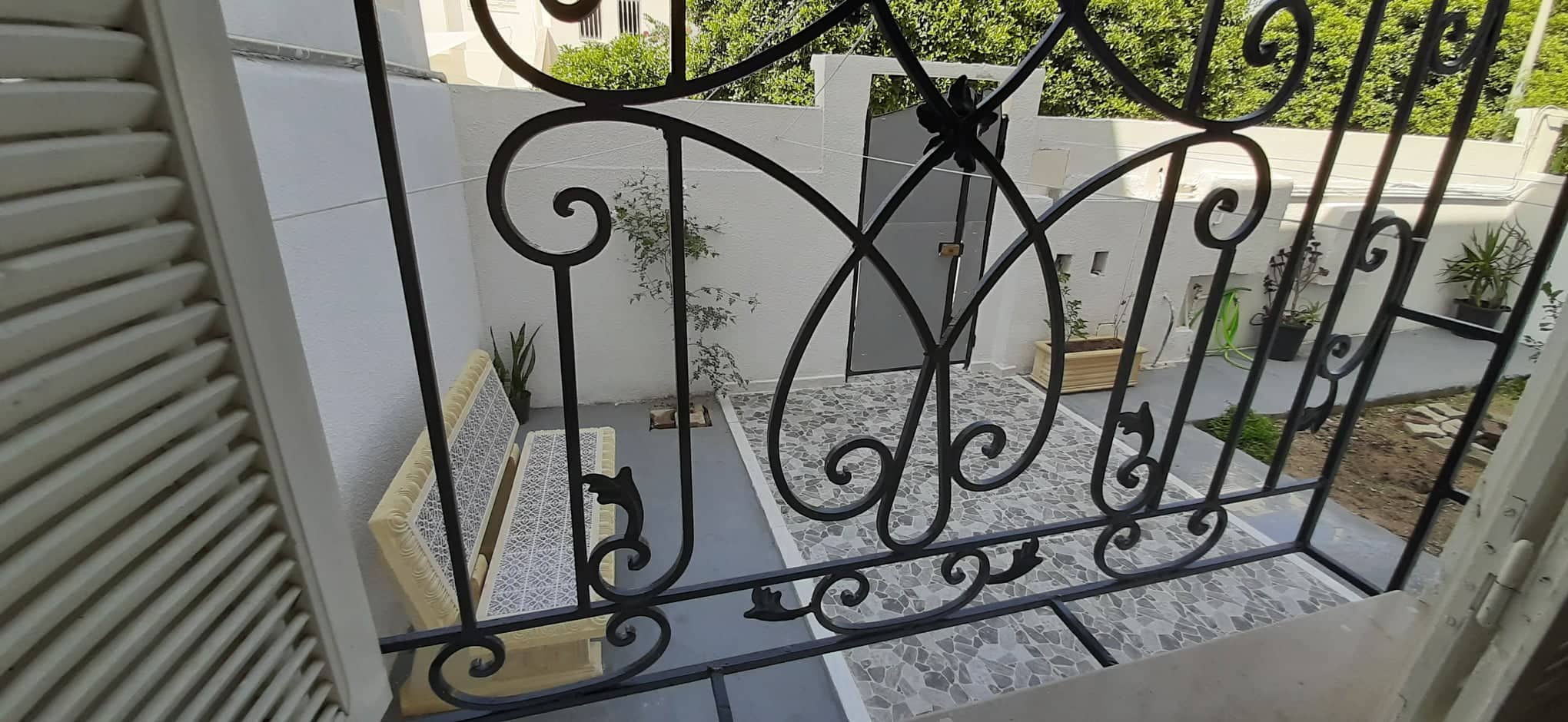    Al un rdc d'une villa à à Tunis - Photo 2
