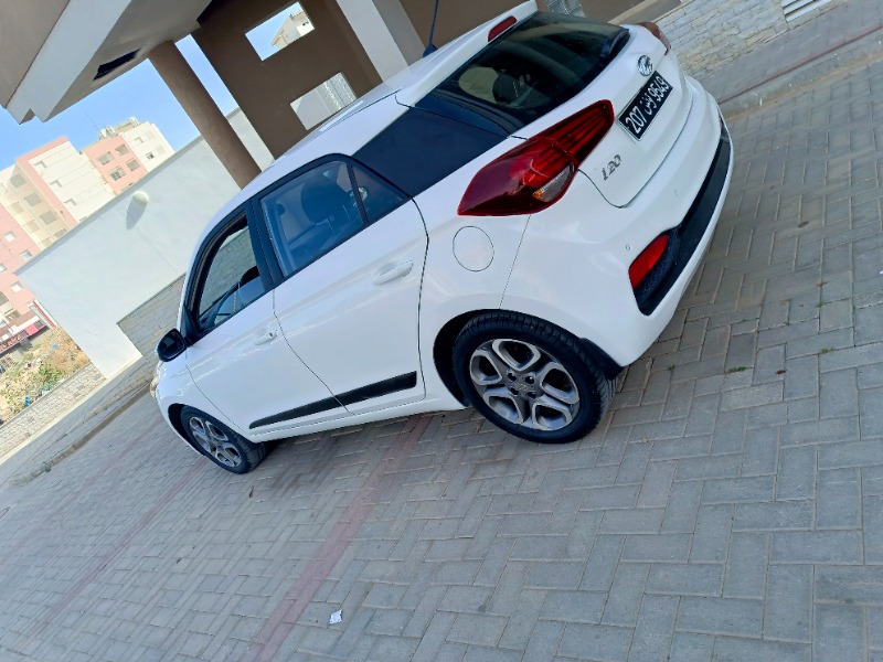 Hyundai I20 Essence 2019 à Ben Arous - Photo 5