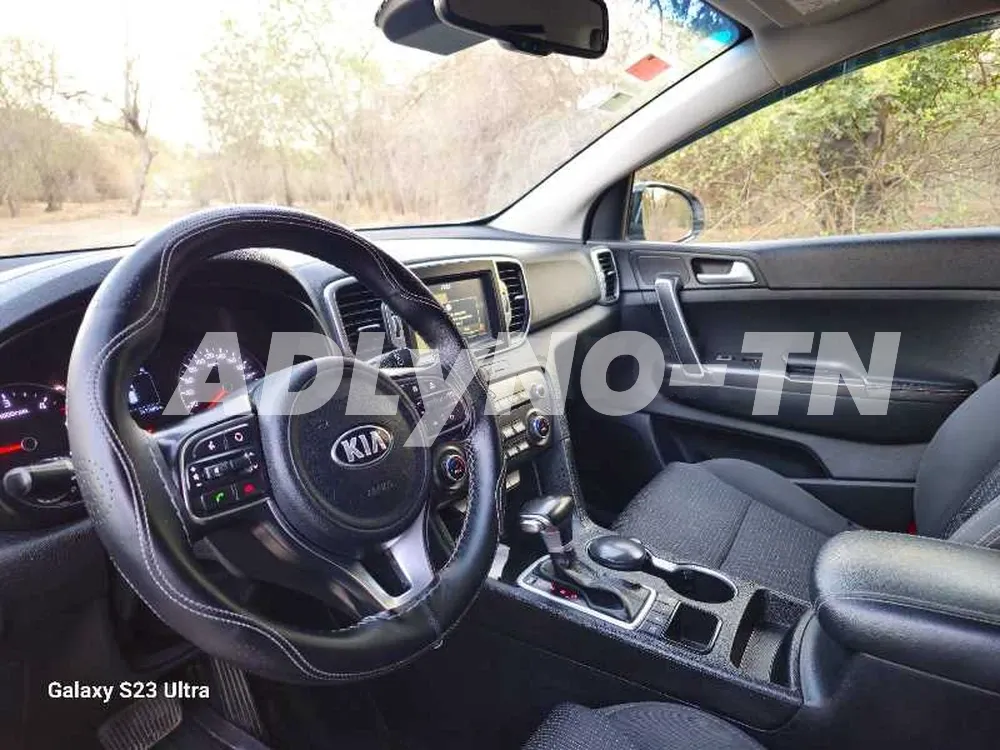 Sportage Diesel 1.7 BVA à Manouba - Photo 8
