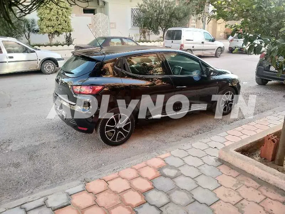 Clio dynamique ess toute option à Nabeul - Photo 4