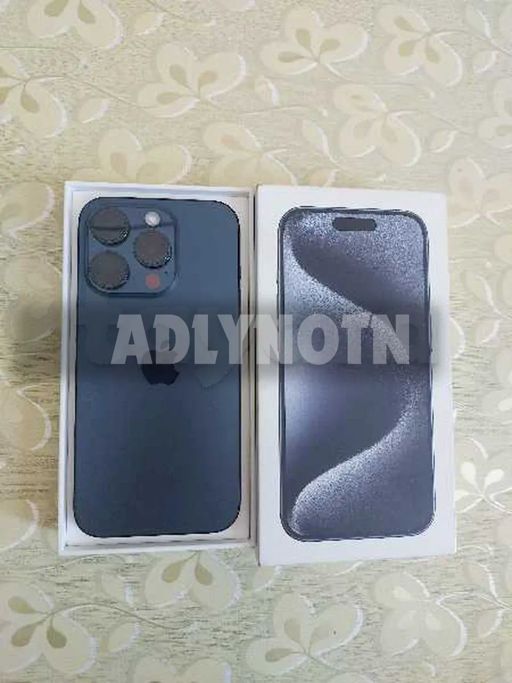 Iphone 15 pro 128gb Batterie ? 20 Cycle count