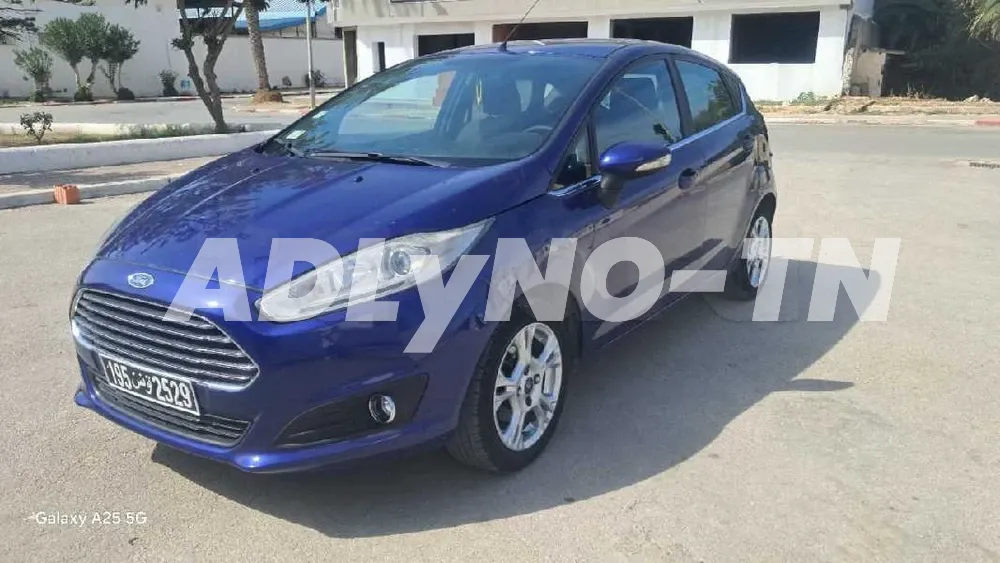 FORD FIESTA TETANIUM PREMIÈRE MAIN TRÈS PROPRE à Bizerte - Photo 6