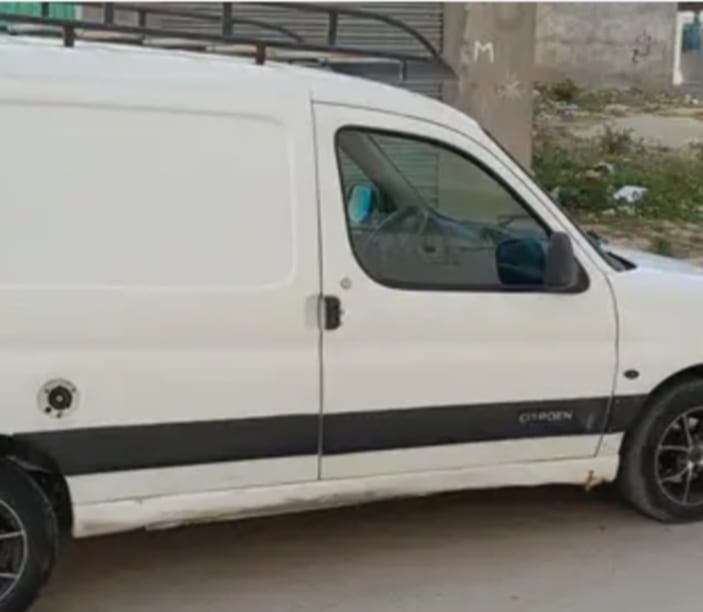 Peugeot Partner Diesel 2011 à Nabeul - Photo 7