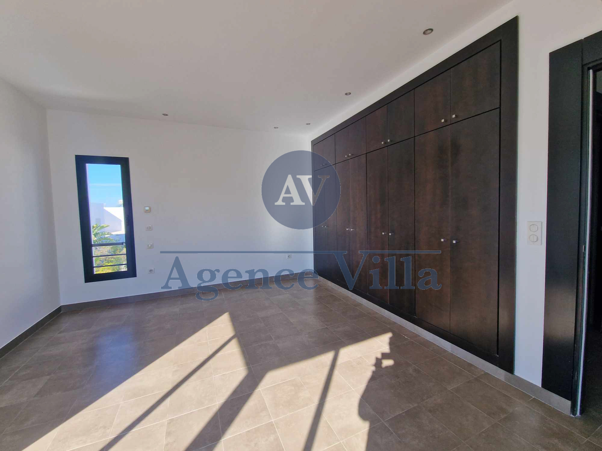     Villa s6 à gammarth à Tunis - Photo 2
