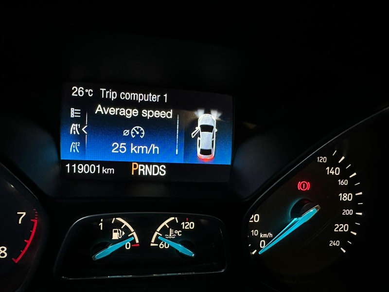 Ford FOCUS Essence 2018 FULL OPTION à Ben Arous - Photo 4
