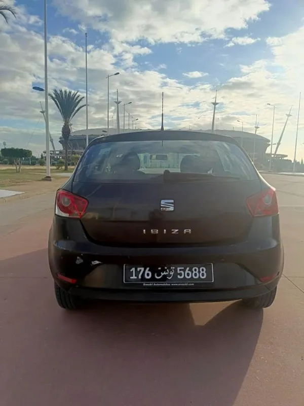 Seat Ibiza Essence 2014 à Ben Arous - Photo 6