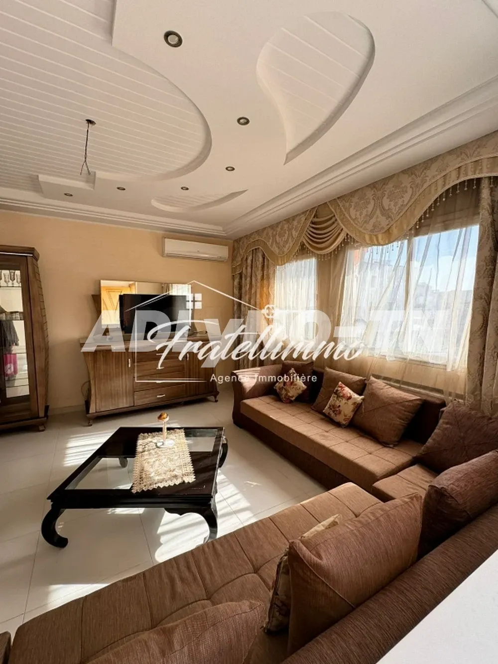 A LOUER MAGNIFIQUE ETAGE DE VILLA S+2 MEUBLE AIN ZAGHOUANE NORD à Tunis - Photo 3
