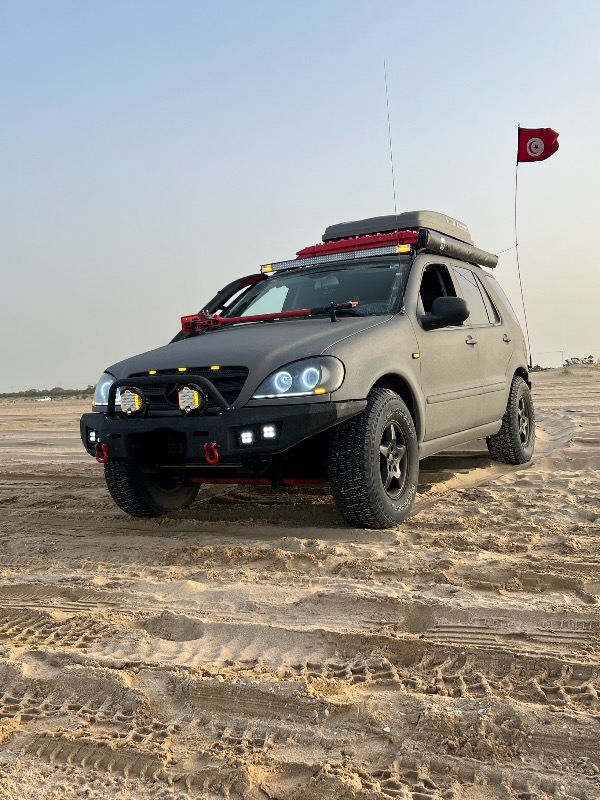 Mercedes Classe M Essence 2001 à Tunis - Photo 4