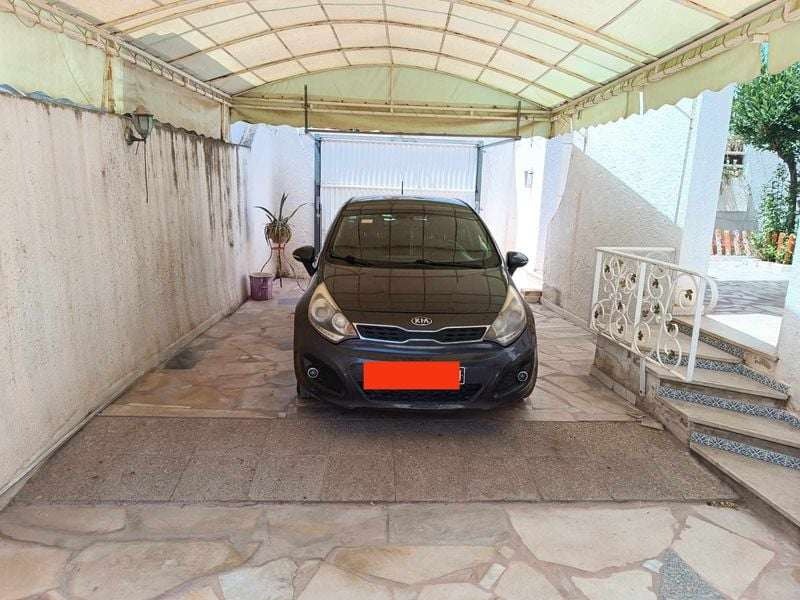 Kia RIO Essence 2024 à Tunis - Photo 1